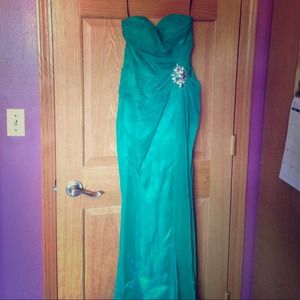 Kelly Green Prom Dress