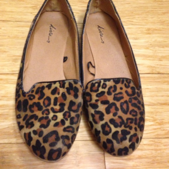 Shoes - Leopard print flats