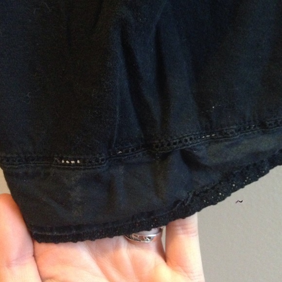 Black tank - Picture 4 of 4