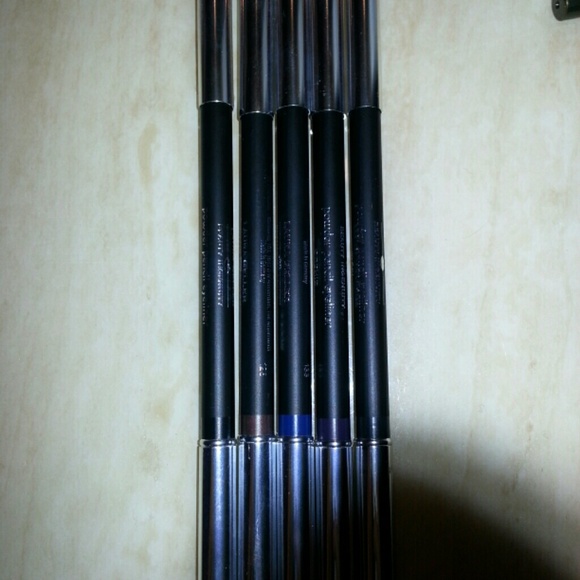 Mkup..ask for individual prices - Picture 4 of 4