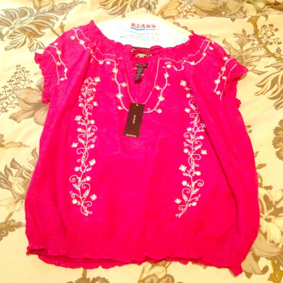 Magenta top