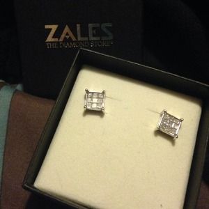 Great one time offer earrings