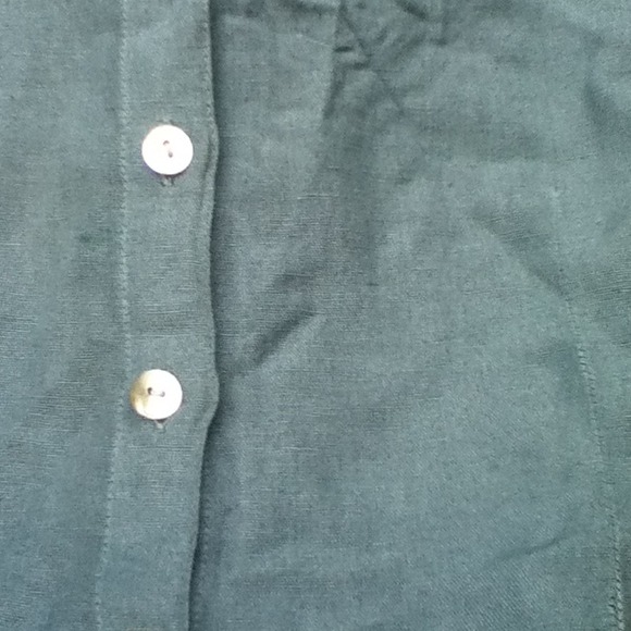 🍍WAS $10🍍Beautiful blue blouse! - Picture 2 of 3