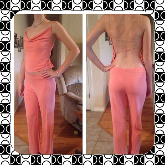 ✨Orange 2-piece outfit✨