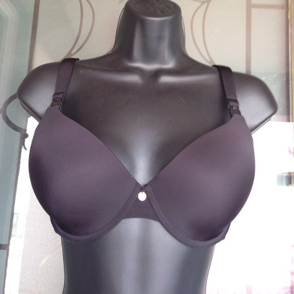 SOLD!! Nursing bra bundle size 34DD