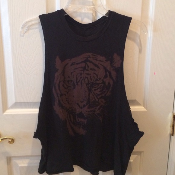 ❌SOLD❌ Brandy Melville muscle tee