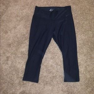 Nike Dry Fit Capri