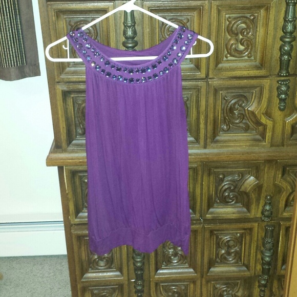 Cute purple top