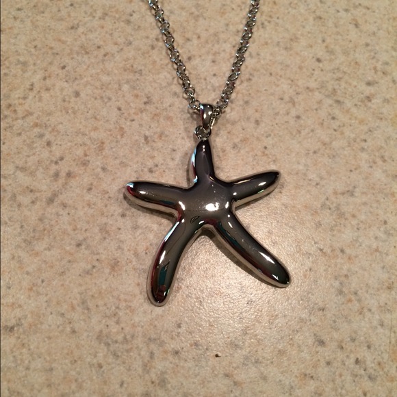 New starfish necklace and earrings - Picture 2 of 3