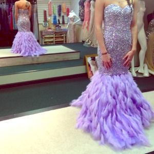 Jiovanni Prom Dress