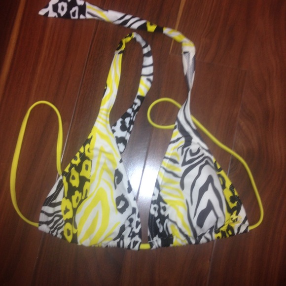 Billabong bikini top