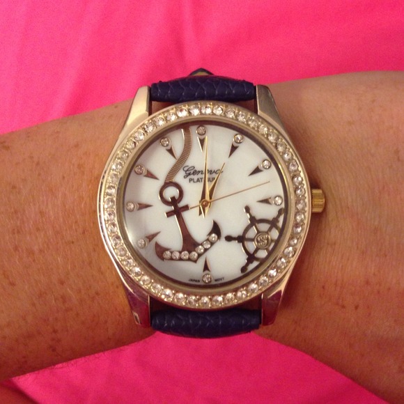 ✳️REDUCED FROM $20✳️ Navy blue anchor watch⚓️