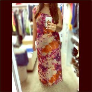 BEBE MULTI-COLORED MAXI DRESS
