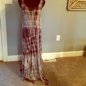 NWT FOREVER 21 MAXI DRESS