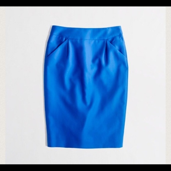 ⭐️⭐️9/16 HOST PICK⭐️⭐️J. Crew Pencil Skirt!