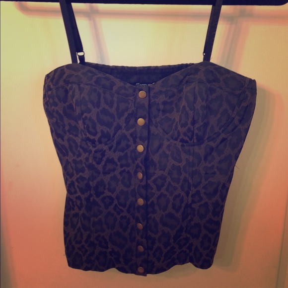 Leopard print corset, button-up camisole