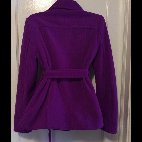 Super cute Old Navy Fall Jacket🍂Sold offline🚫🚫 - Picture 3 of 4