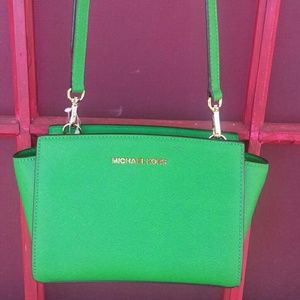 *RESERVED* Michael Kors Selma Mini Messenger