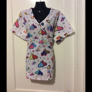 Super cute scrub top🚑🚨worn only once
