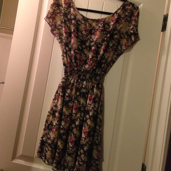 ❌ SOLD Floral dress