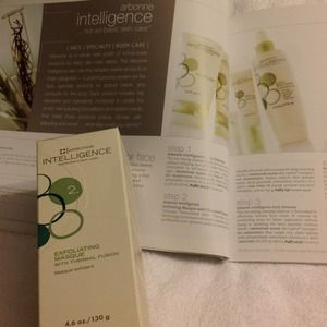 2 Exfoliating Masque with thermal fusion