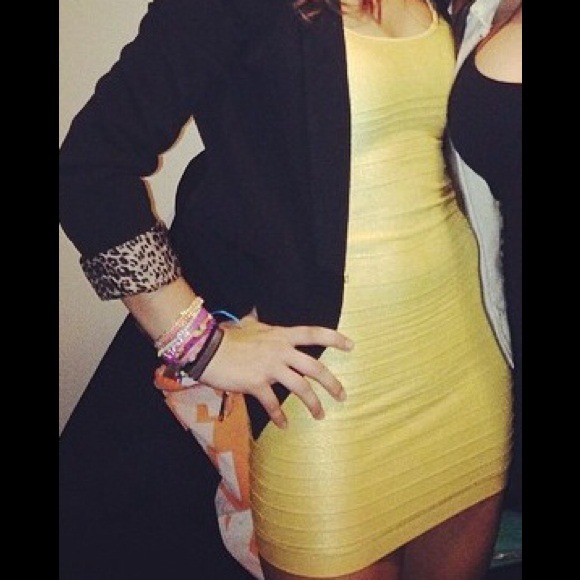 Bodycon bede yellow dress