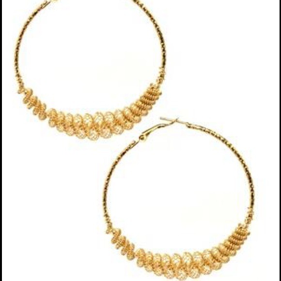🌟Host Pick🌟Gold Coil Trimmed Earrings
