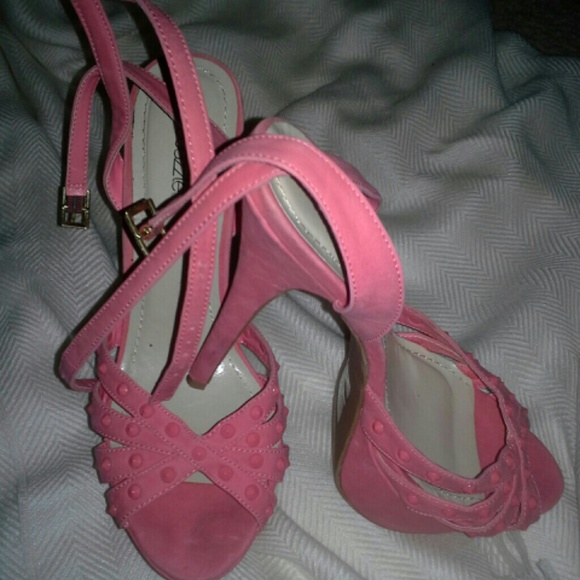 Women's heels size 11