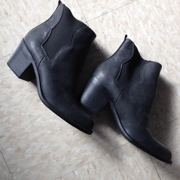 Forever 21 boots