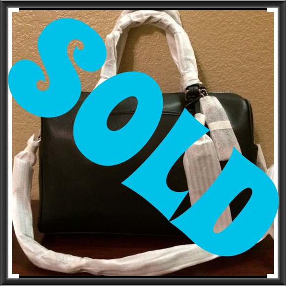 SOLD SOLD SOLD Peyton Leather Signature Satchel