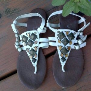 Jeffrey Campbell White Sandals sz 6