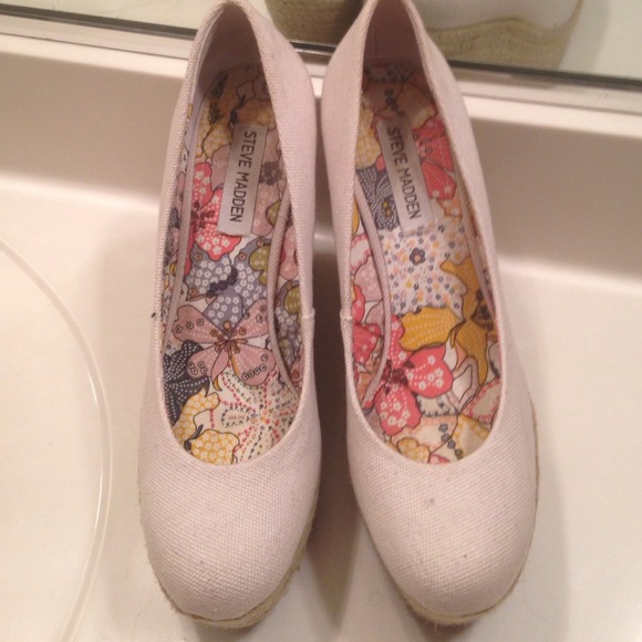 Steve Madden espadrilles