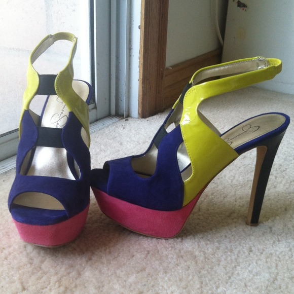 Size 7 Jessica Simpson Pumps
