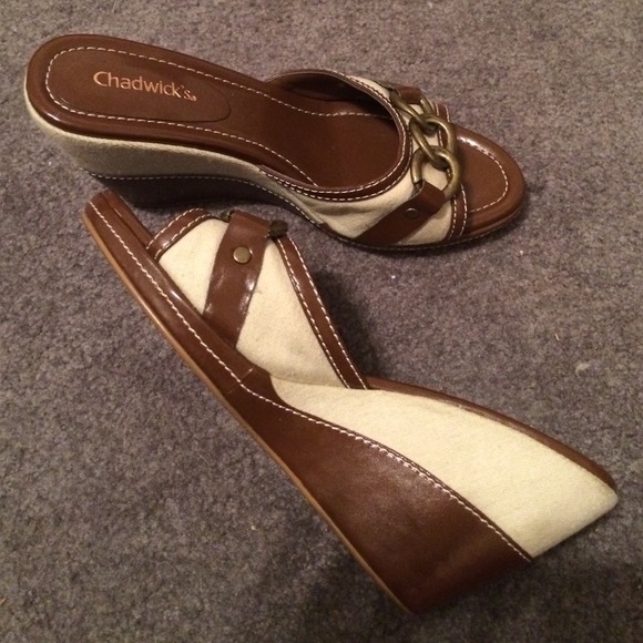 Wedge - Picture 2 of 4