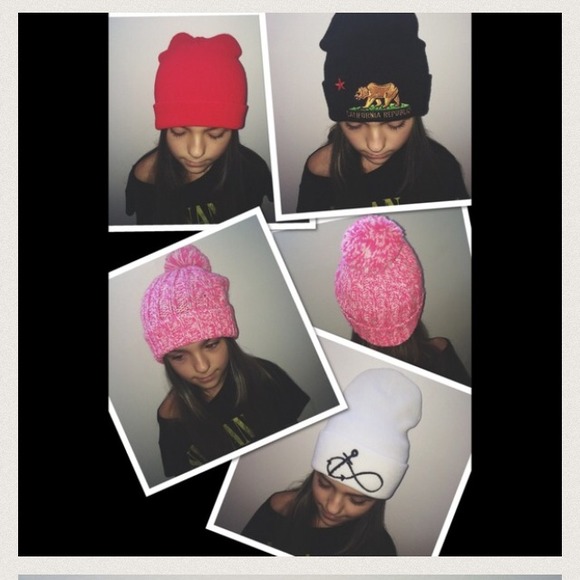 Red beanie - Picture 2 of 2