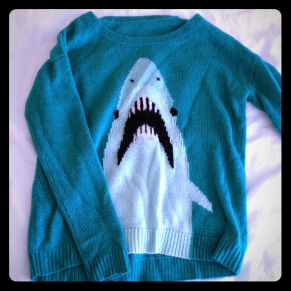 LA Hearts shark sweater