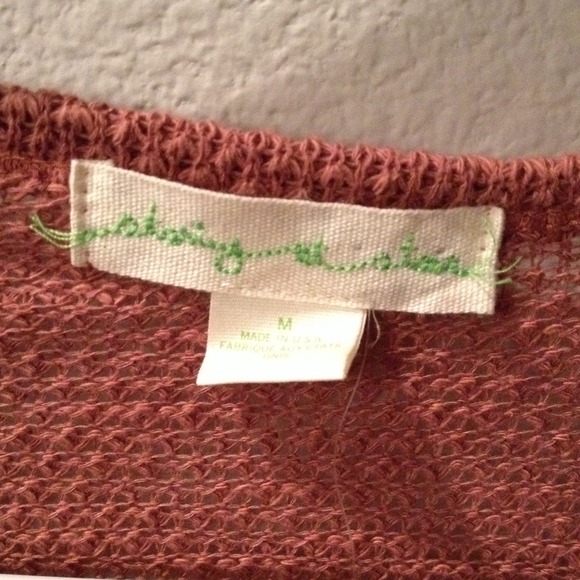 π»BUNDLEDπ»Lace-Paneled Cardigan - Picture 4 of 4