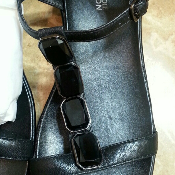 Kenneth Cole Reaction Sandals - Black - Picture 2 of 4