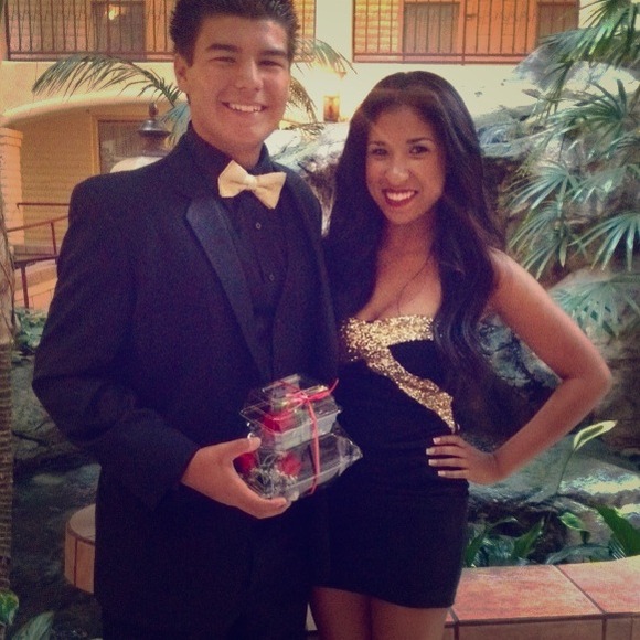 Short black strapless dress