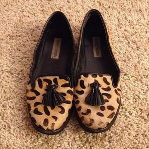 Steve Madden leopard print flats