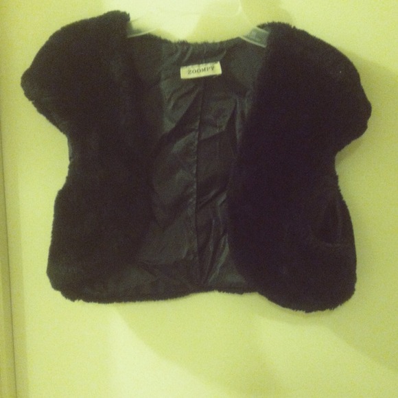 Im selling this fancy vest