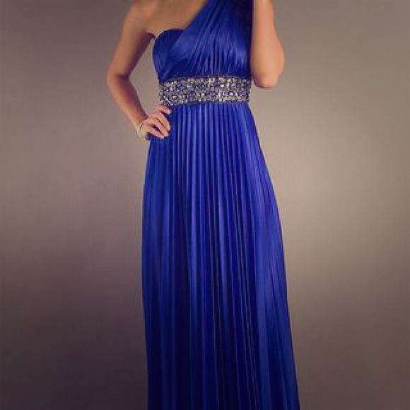 A porm dress