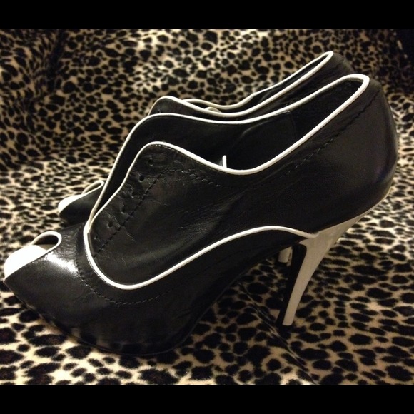 STEVEN peep toe booties