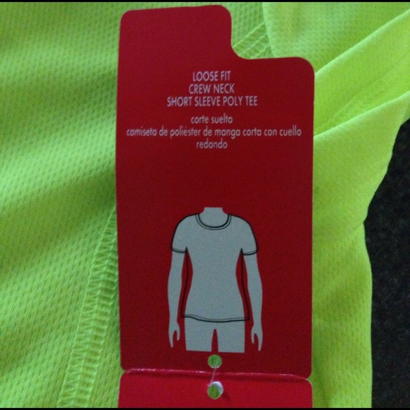 NWT DANSKIN DRI/MORE Performance Top! - Picture 4 of 4