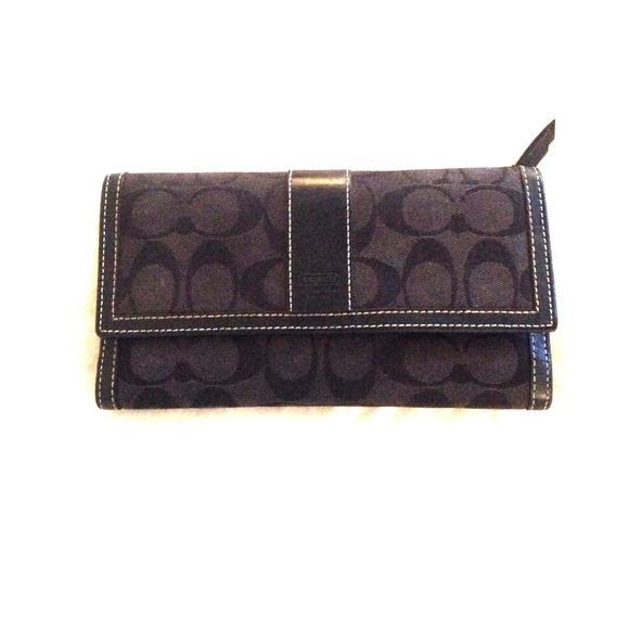 Coach wallet