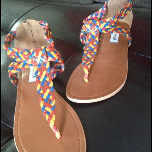 Steve Madden Sandles.