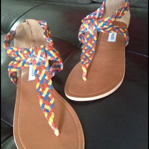 Steve Madden Sandles.