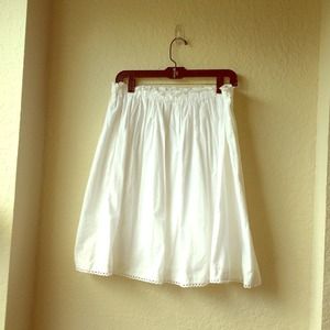 White, flowy skirt