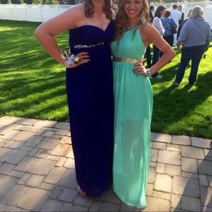 Long blueish-green Grecian prom Dress