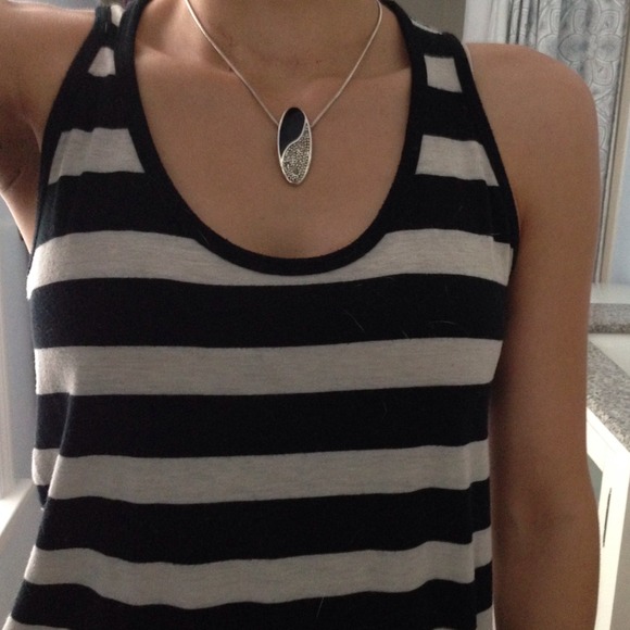 🎈🎈HOST PICK!!! 🎈🎈 **Street Chic** - Picture 2 of 4